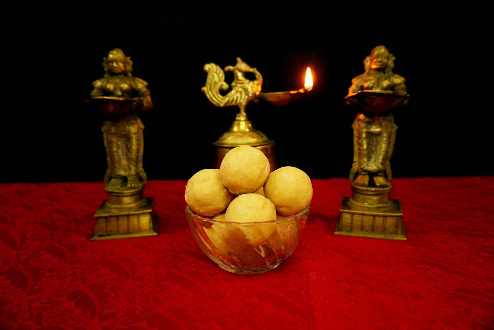 Rava Laddu