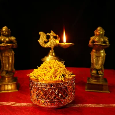 Suswaad Omapodi – Ajwain-Flavoured South Indian Sev